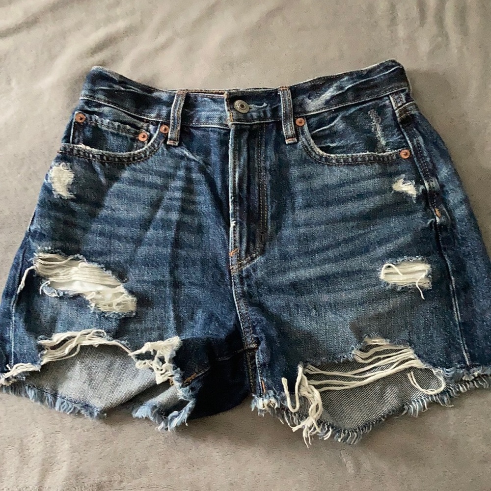 American Eagle 90s Boyfriend Denim Shorts